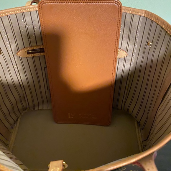 **SOLD** - Picture 4 of 7